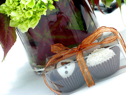 Bride and Groom Cake Ball Favors